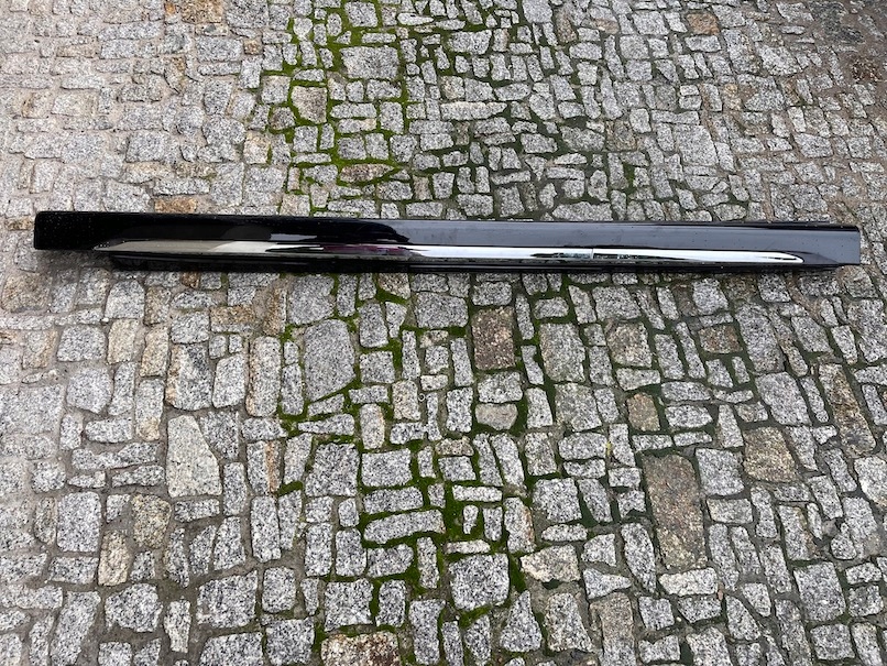 фото №1, Mitsubishi outlander iii lift накладка порог правый хром оригинал