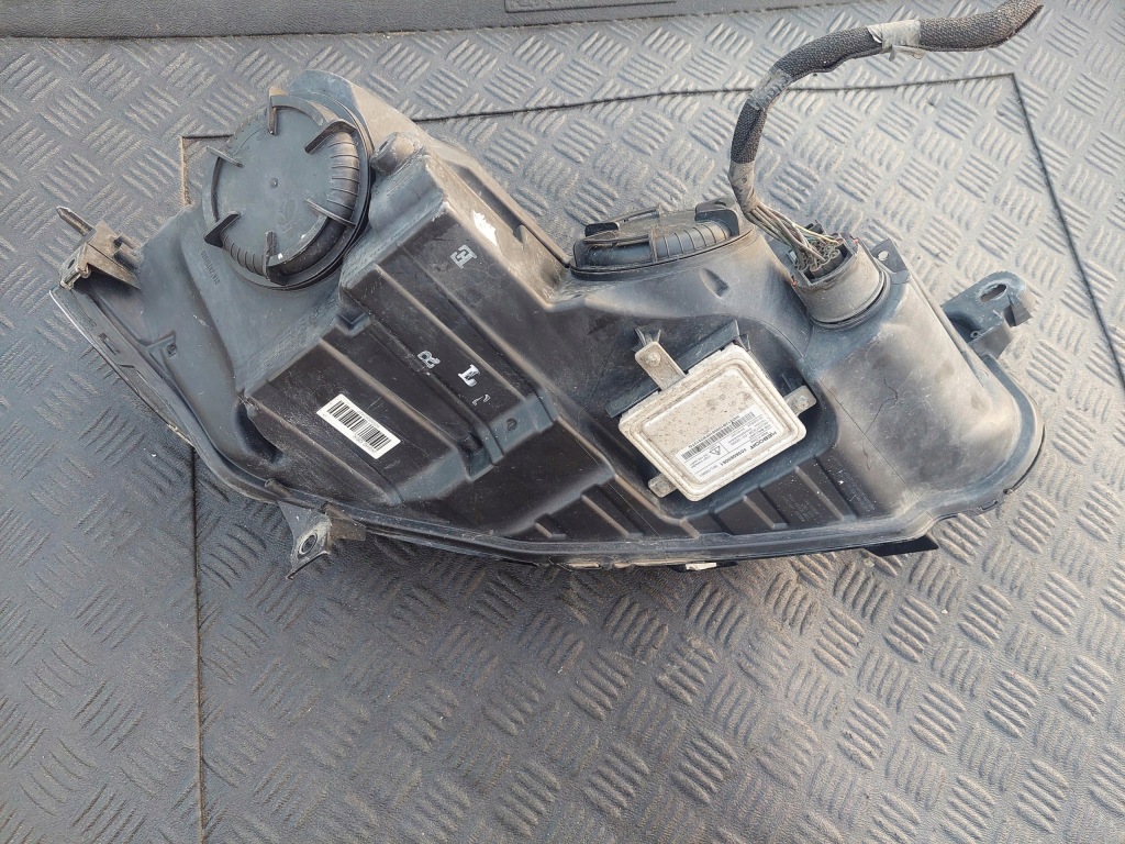 фото №10, Лампа перед передняя правая ксенон uk gx63-13w029-dd jaguar xf ii x260