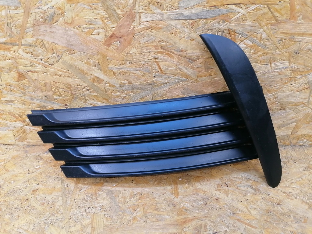 фото №1, Решітка бампера перед ліва toyota corolla e16 lift 2016-2018r