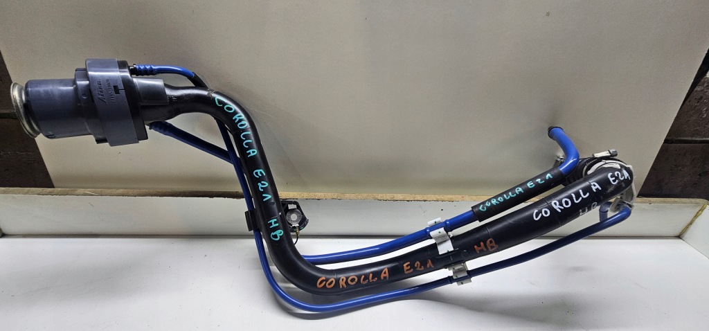 фото №16, Toyota corolla xii e21 хэтчбек hb 1.8h труба заливной заливная горловина топлива 77201-02611