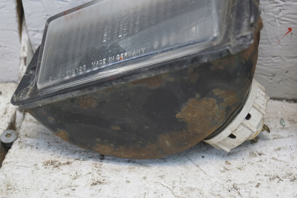 фото №9, Лампи дальнє протитуманні фари перед porsche 924