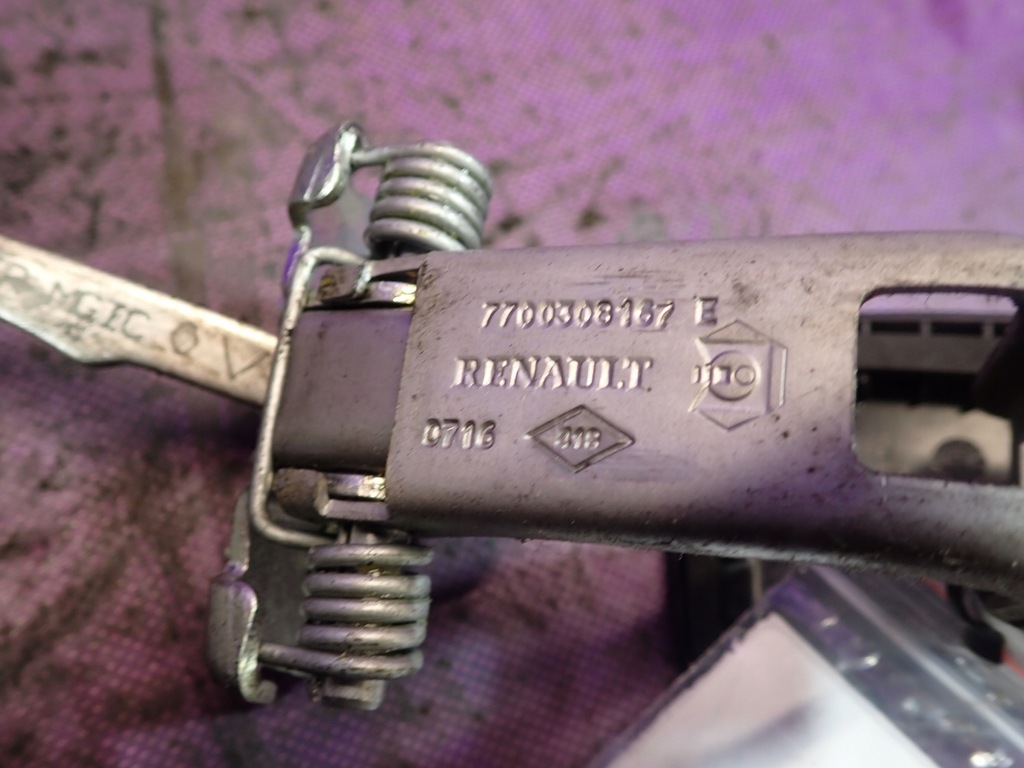 фото №4, Dacia dokker 12- обмежувач двері задня правий задній 7700308167e