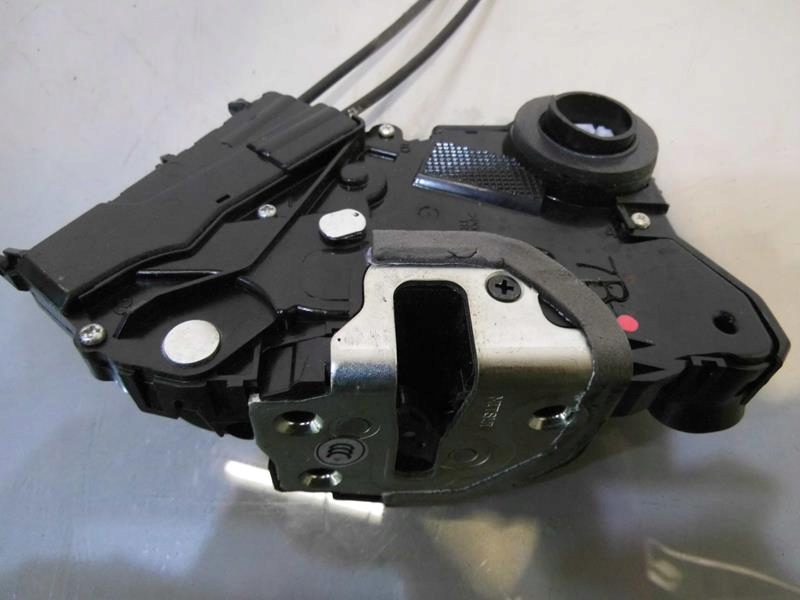 фото №3, Замок дверь правый перед 6 pin toyota prius ii