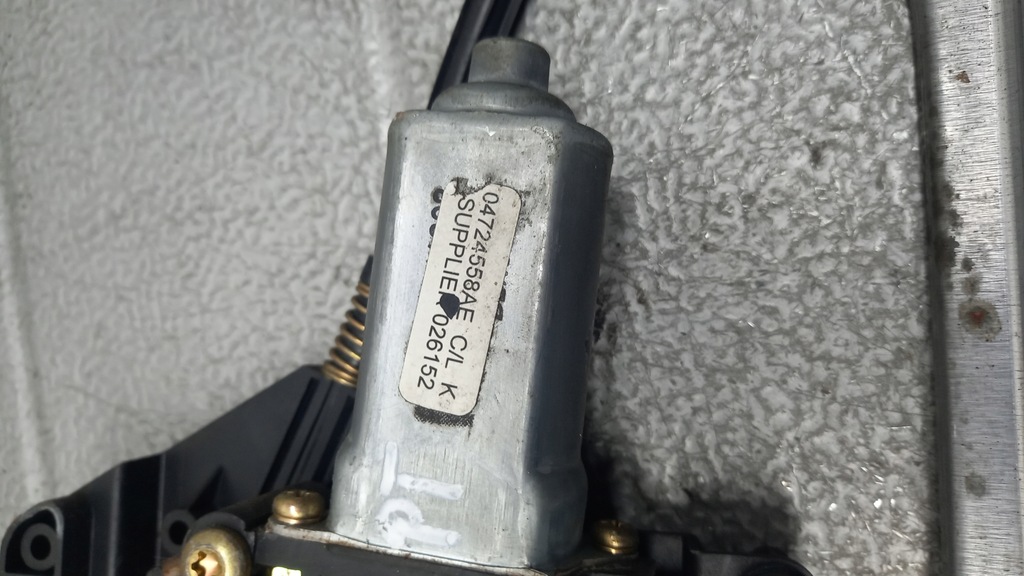 фото №4, Підйомник правий задня chrysler pt cruiser 01r