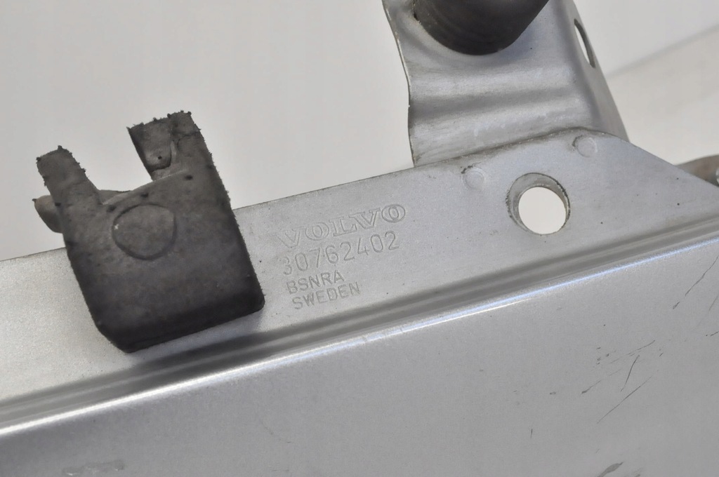 фото №8, Volvo xc60 i крыло правый перед передний 477-46