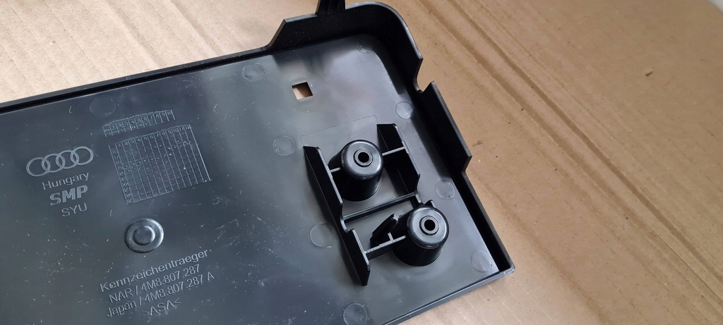 фото №8, Sq8 4m q8 рамка номерного знака реєстраційний перед usa 4m8807287