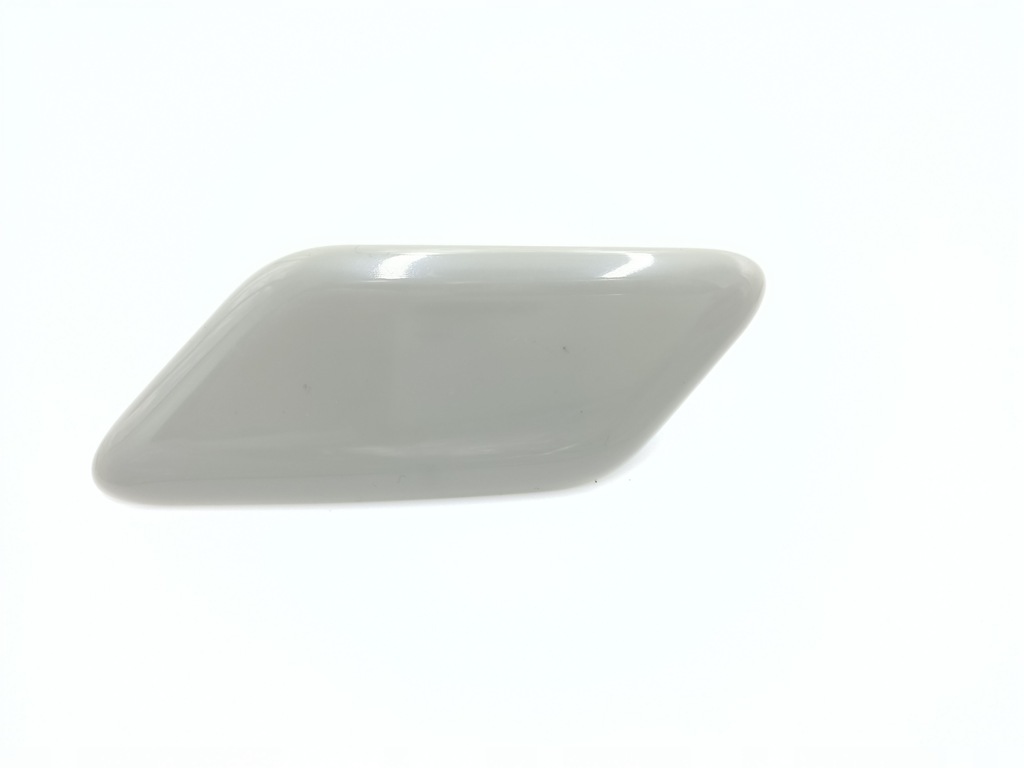 фото №1, Заглушка распылителя фара крышка защита toyota camry 2018- левая