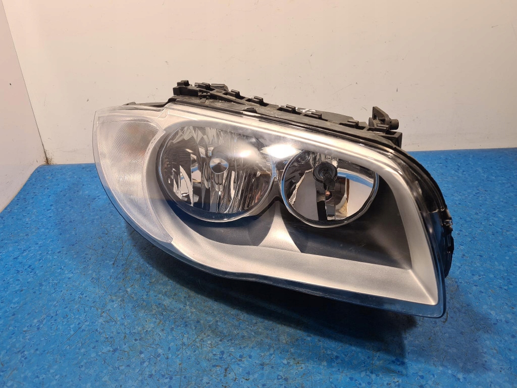 Bmw 118 e87 фара правий Київ
