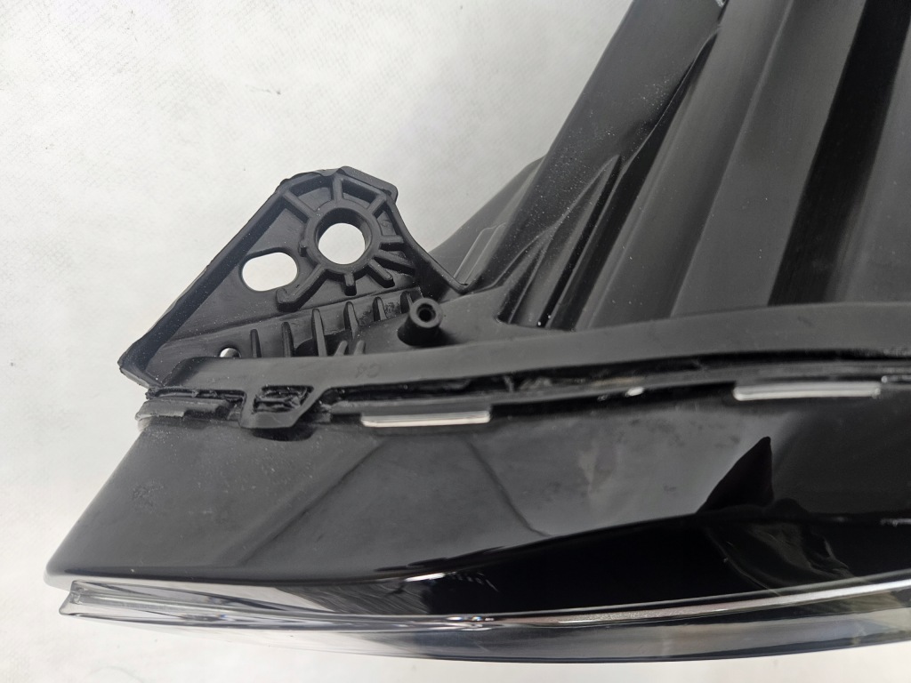 Купити Peugeot 3008 5008 2 2016 - 2021 лампа фара full led лівий 9826572780