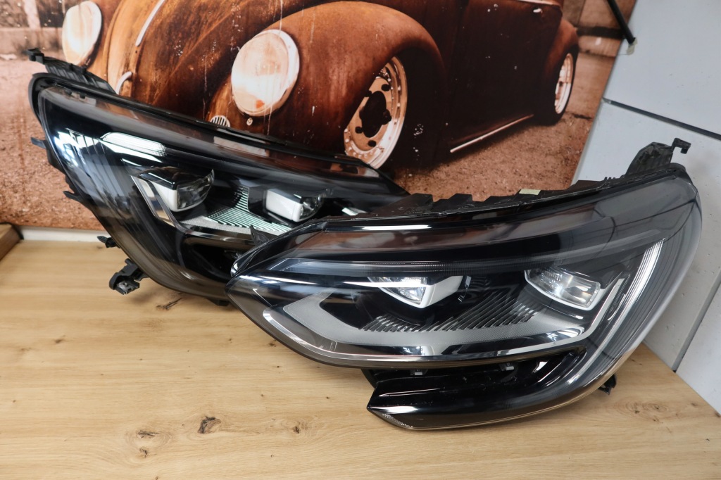 Купити Renault megane iv 4 full led без  pure ліва 1 правий фара ліхтарі