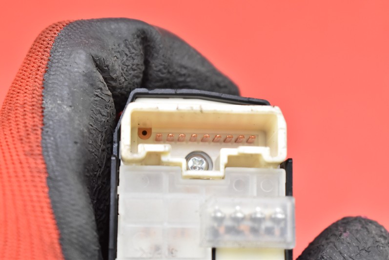 фото №7, Панель регулировки зеркал toyota avensis t25 05r