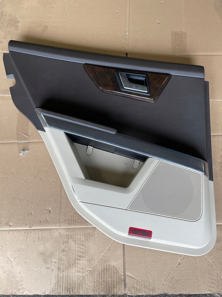 фото №1, Mercedes glk x204 обшивка двері лівий задній