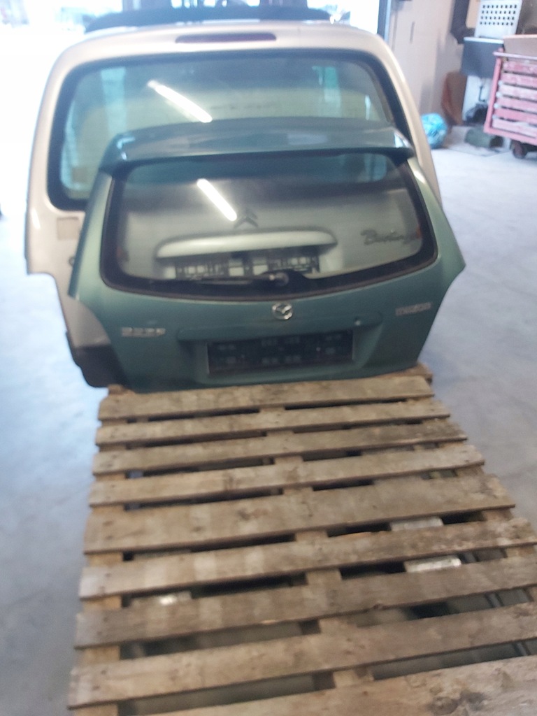 фото №1, Крышка багажника багажника mazda 323f