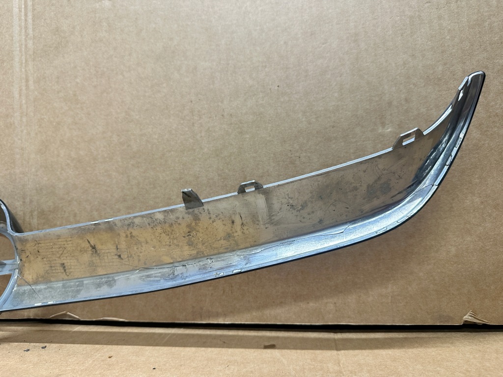 Opel adam решітка радіатора решітка радіатора bardzo ładna 13355302 Оригінал