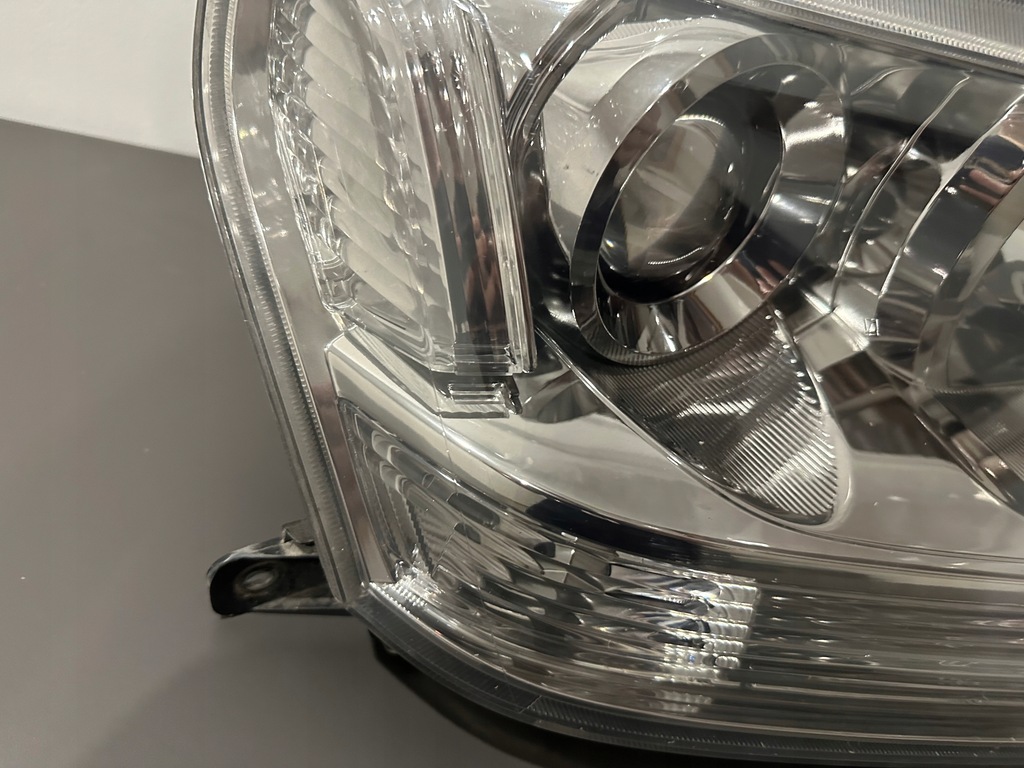 фото №6, Suzuki grand vitara ii лампа правая europa идеальное состояние