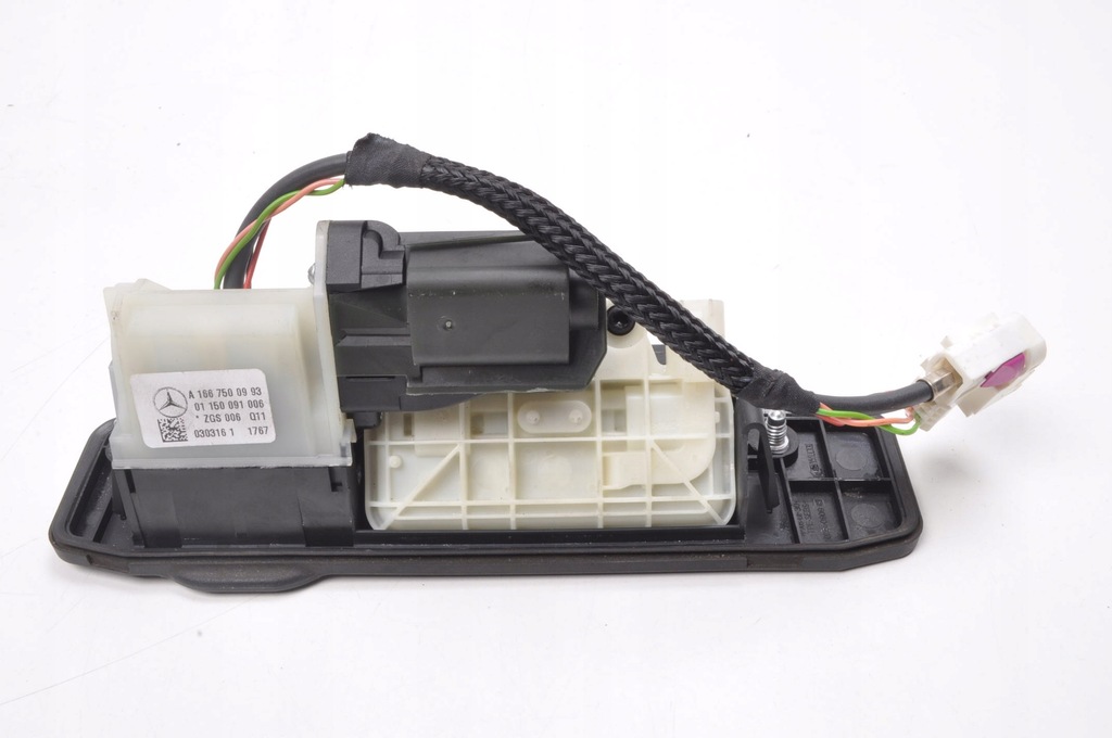 фото №9, Mercedes w176 мікровимикач кришки камера заднього виду a1667500993 a1669059302