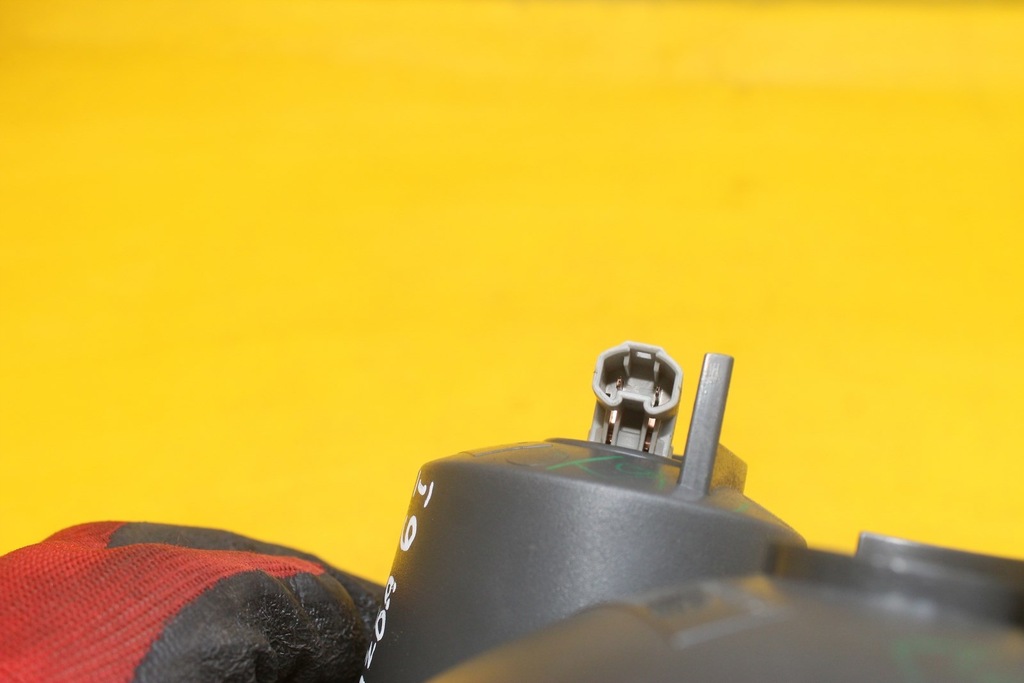 фото №6, Лампа кришки правий задня mazda 6 i gg 226-61971 sedan