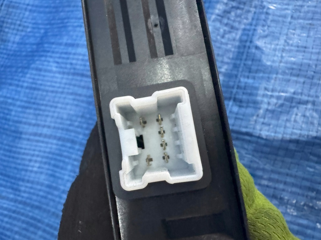 Модуль блок управления renault austral 1.2 e-tech 478806us0c с Разборки