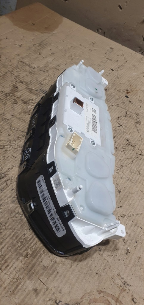 Счетчик приборы спидометр 1.2thp uk ang peugeot 2008 i рестайлинг  9822915980 в Украине