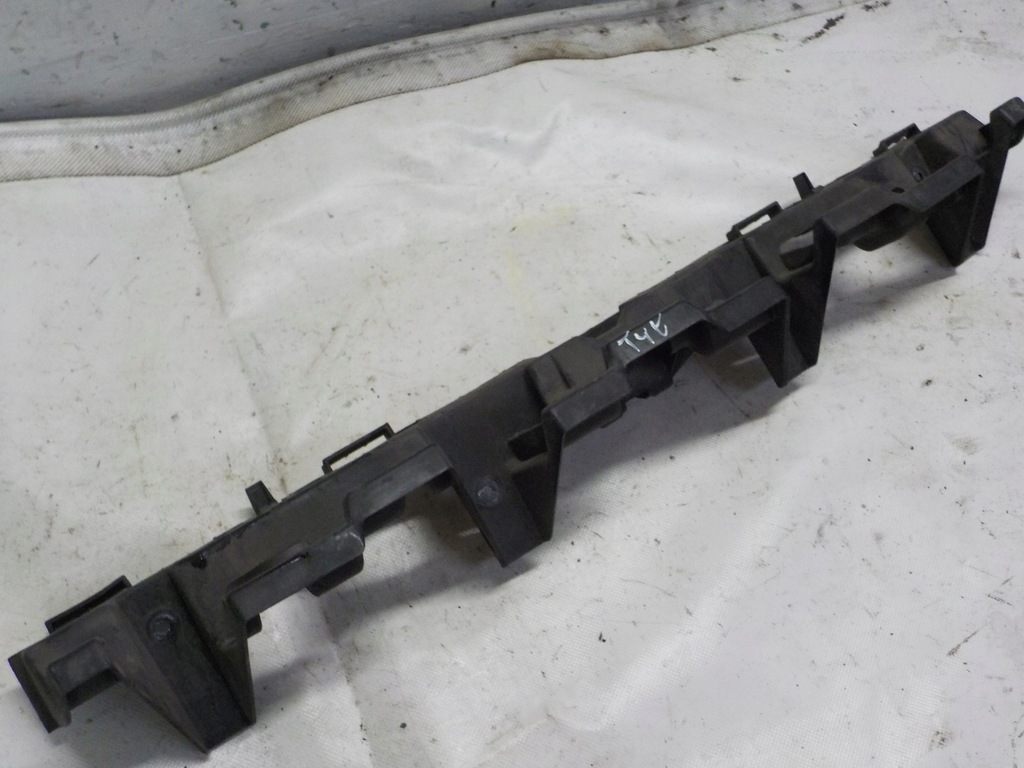 фото №1, Megane ii направляющая бампера задняя