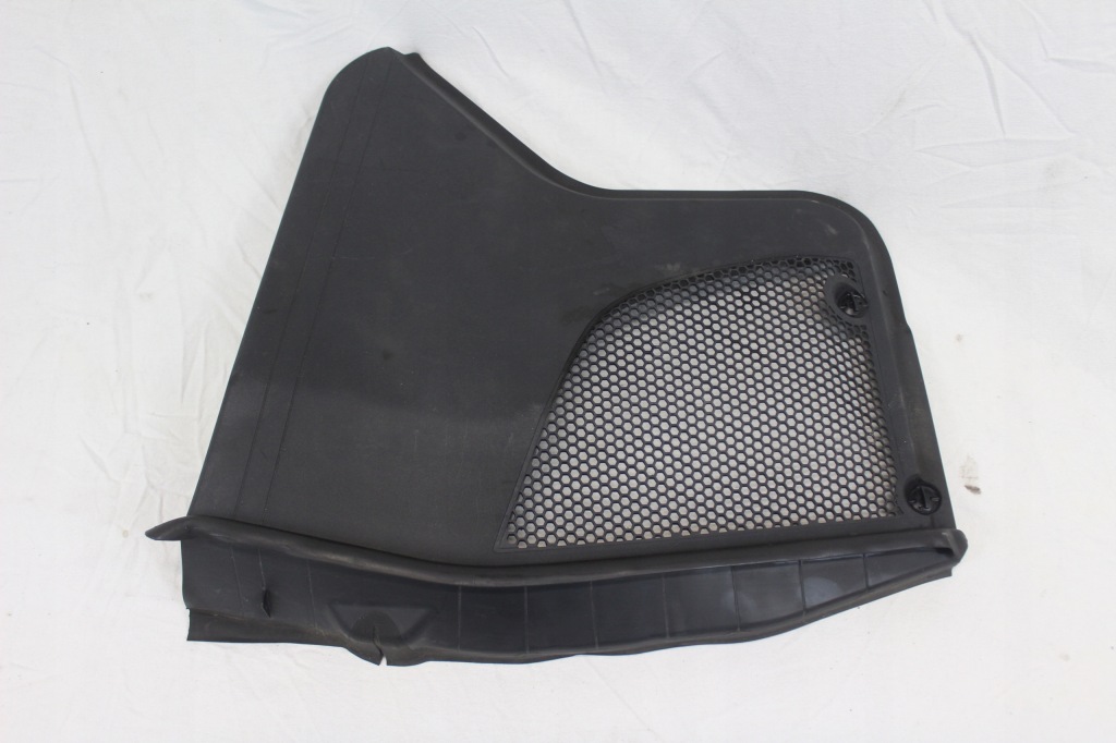 Купити Захист жабо права mercedes w238