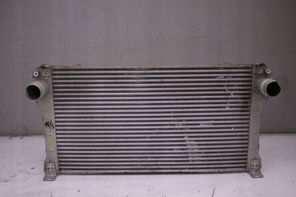 Купить Интеркулер toyota avensis t27 t29