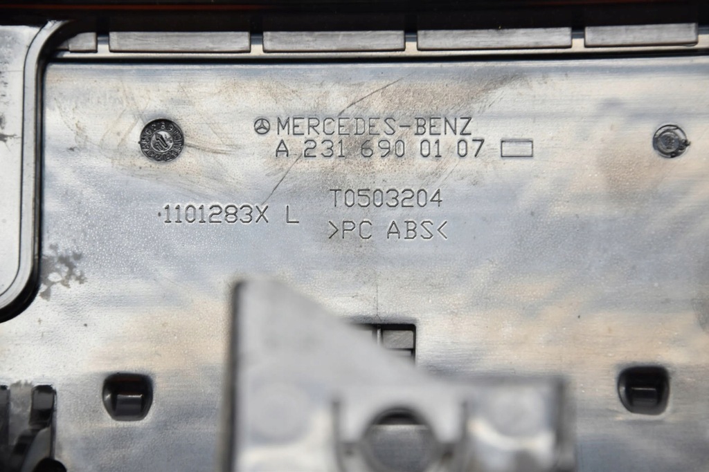 фото №10, 2015 mercedes-benz sl r231 молдинг дахова a2316900107