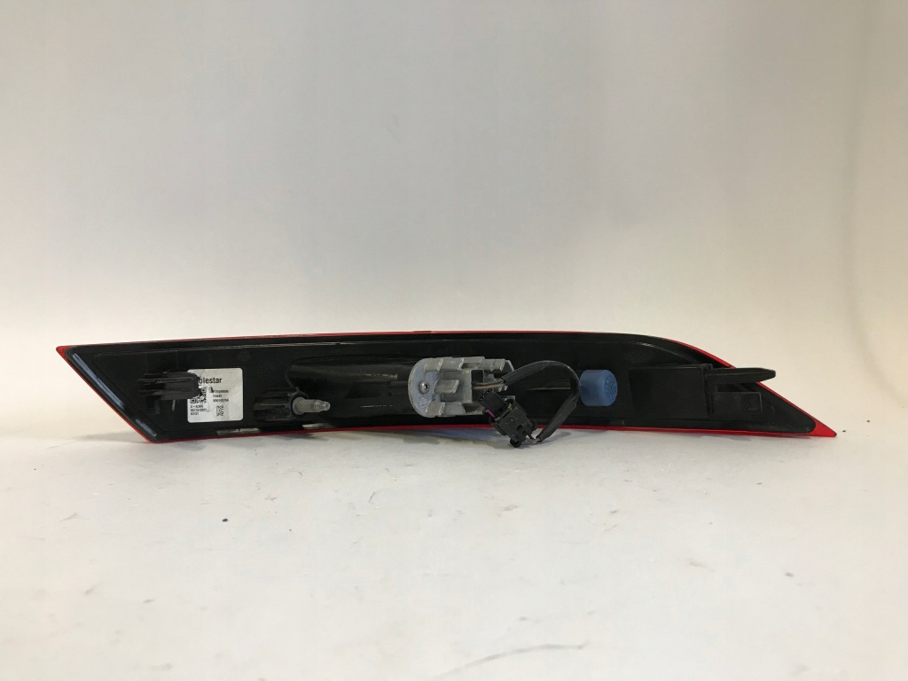 фото №3, Polestar ii 2 2019- лампа задня ліва протитуманна встановлена w бампер