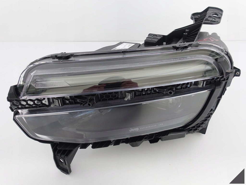 фото №1, Jeep avenger 22- performance high full led лампа l