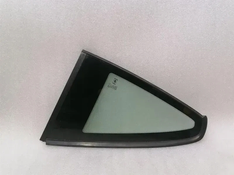 Купити Ferrari 612 scaglietti f137 left rear 1/4 glass 66855700 door lh