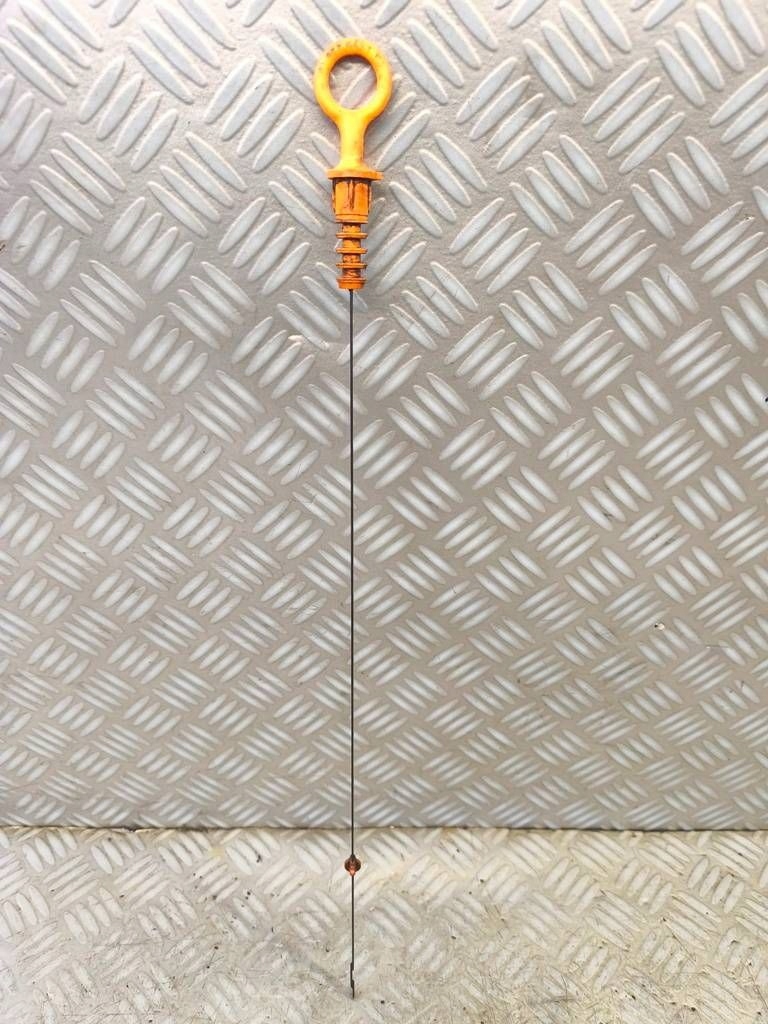 фото №1, Щуп щуп оливи volkswagen golf v audi a3 8p