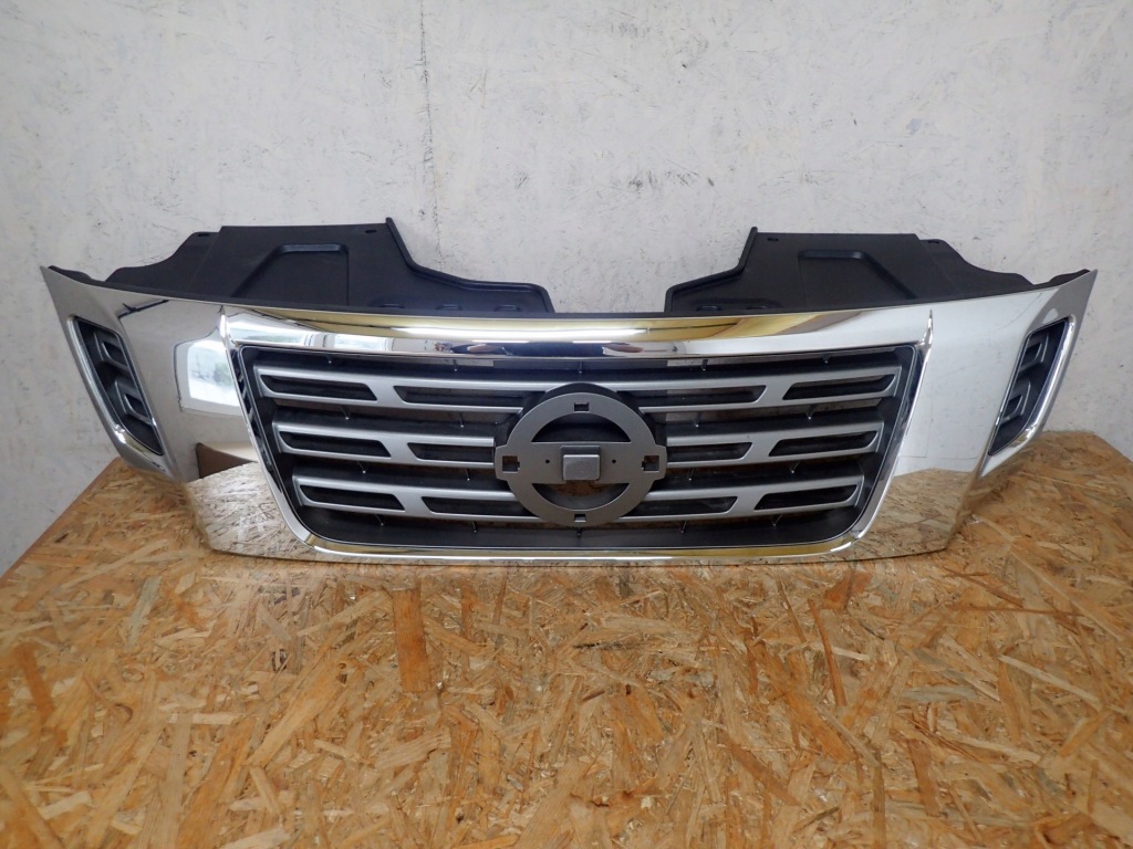 фото №1, Решётка радиатора решётка радиатора nissan navara np300 d23 2015-