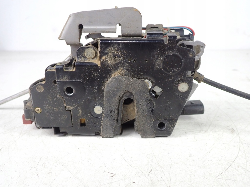 фото №7, Доводчик двері правий перед keyless audi s8 d3 5.2 fsi 4e1837016a