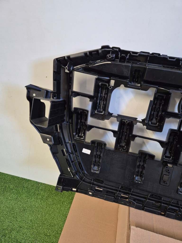 фото №11, Audi q8 4m8 lift решётка радиатора решётка радиатора решётка радиатора радиатора 4m8853651 оригинал чёрный