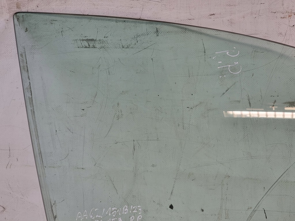 фото №2, Стекло боковая правый перед alfa romeo 159 kombi