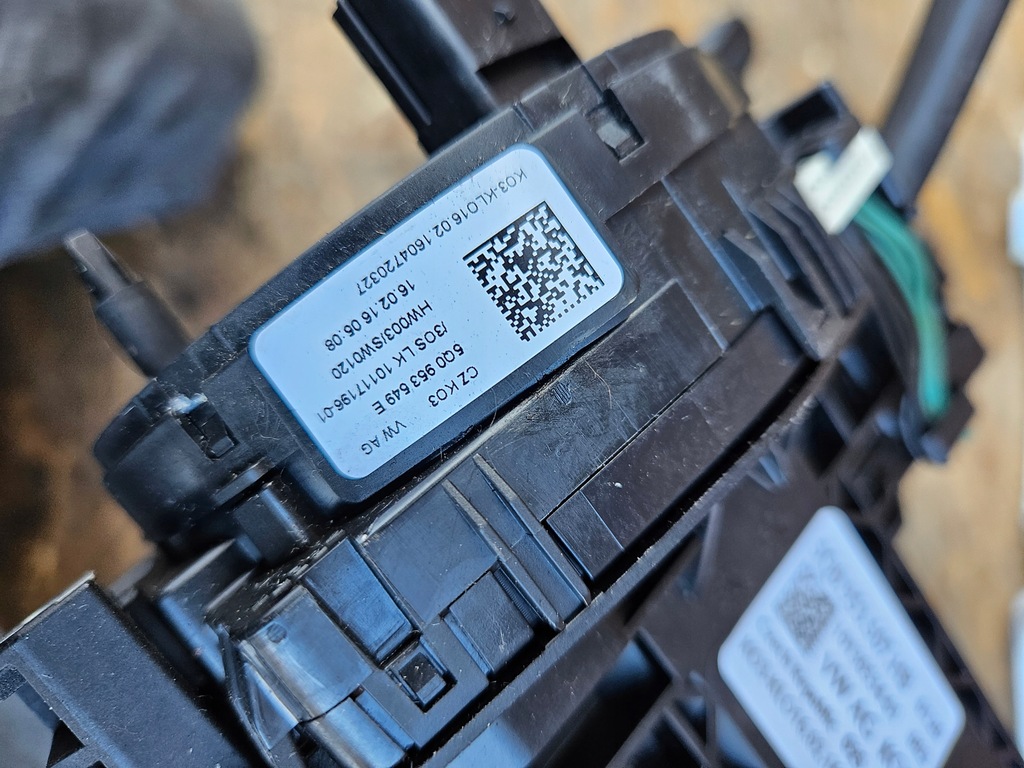 фото №6, Лента переключатель подрулевой переключатель vw seat skoda 5q0953507hb 5q0953649e