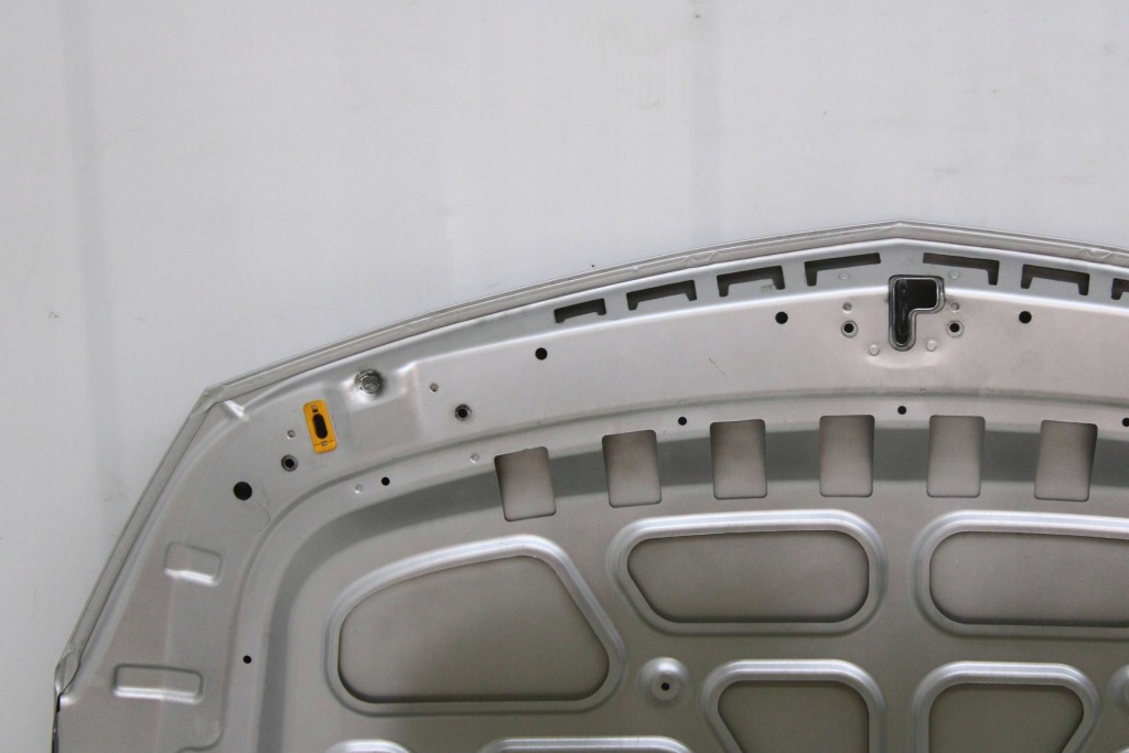 Капот крышка двигателя opel astra j iv 4 2009r- z176 Оригинал