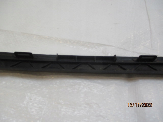 фото №12, Citroen ds4 молдинг стекло лобовое правая 9688471480