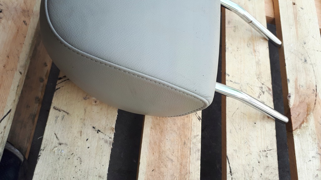 фото №12, A4 b8 подголовник сиденье перед правый светлый beż