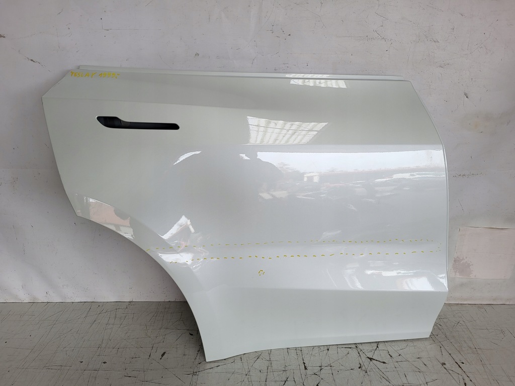 фото №1, Двері праве задня задні tesla model y