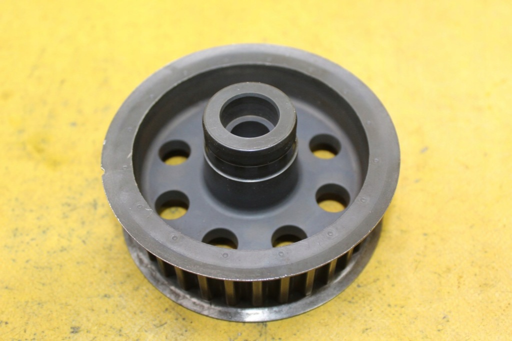 фото №1, Шкив 057109105d a8 d3 q7 4.2 tdi bvn