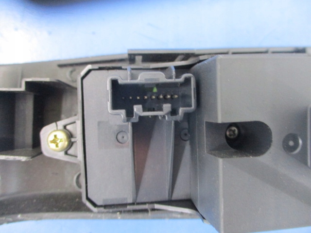 фото №5, Mazda 5 i cr панель окон левый перед зеркал