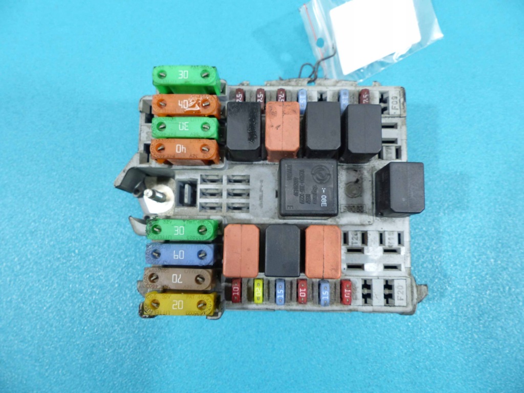 фото №1, Коробка запобіжників fiat linea 1.4 t-jet