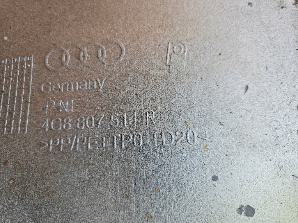 фото №9, Бампер задняя audi a7 pdc 2011- оригинальный номер 4g8807511r