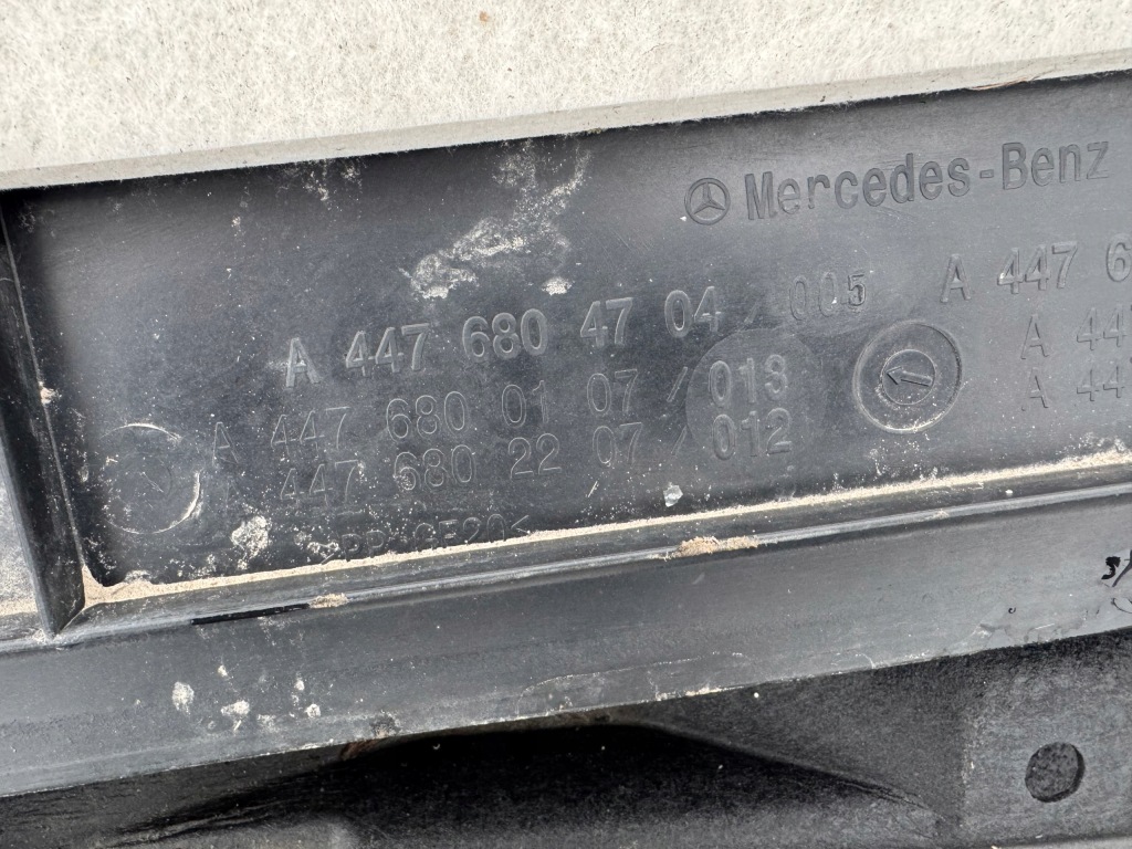 фото №1, Mercedes w447 защита плита подвеска a4476804704
