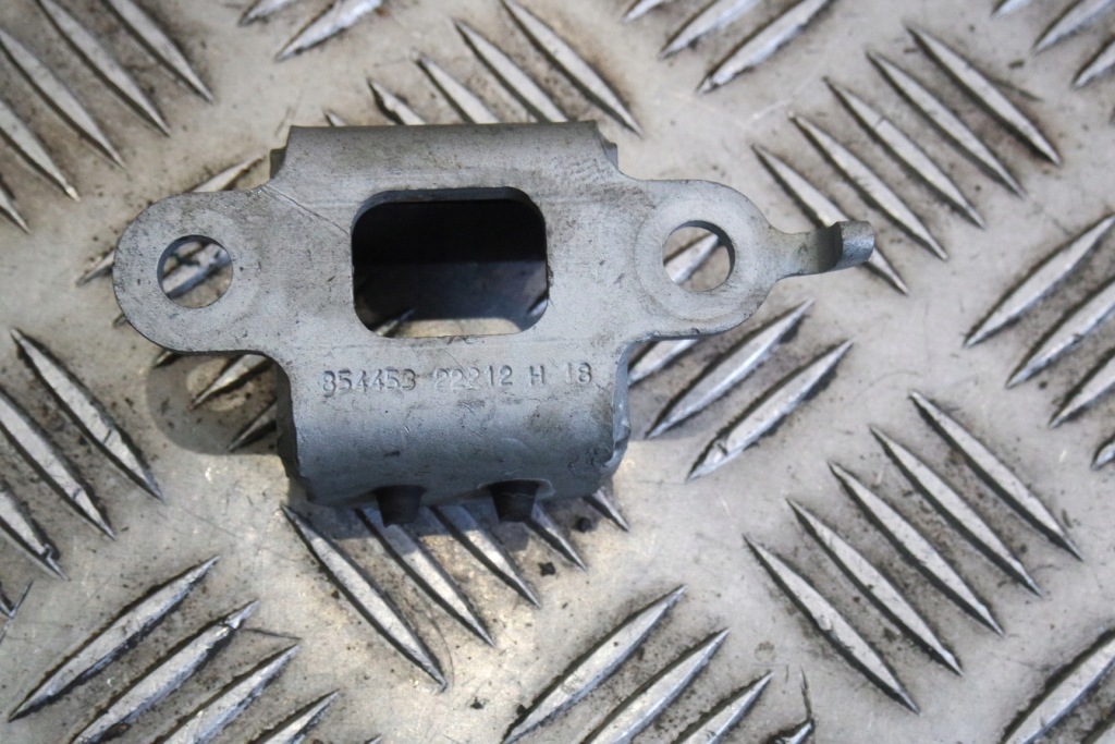 Купить Кронштейн кронштейн ferrari portofino 2 854453