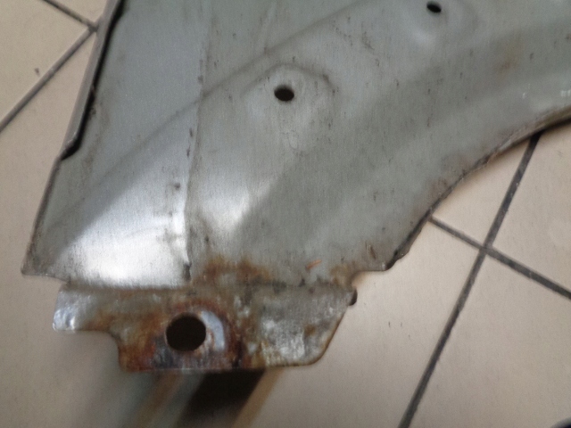 фото №15, Крыло левый перед ford tourneo connect 03-06 серебристый