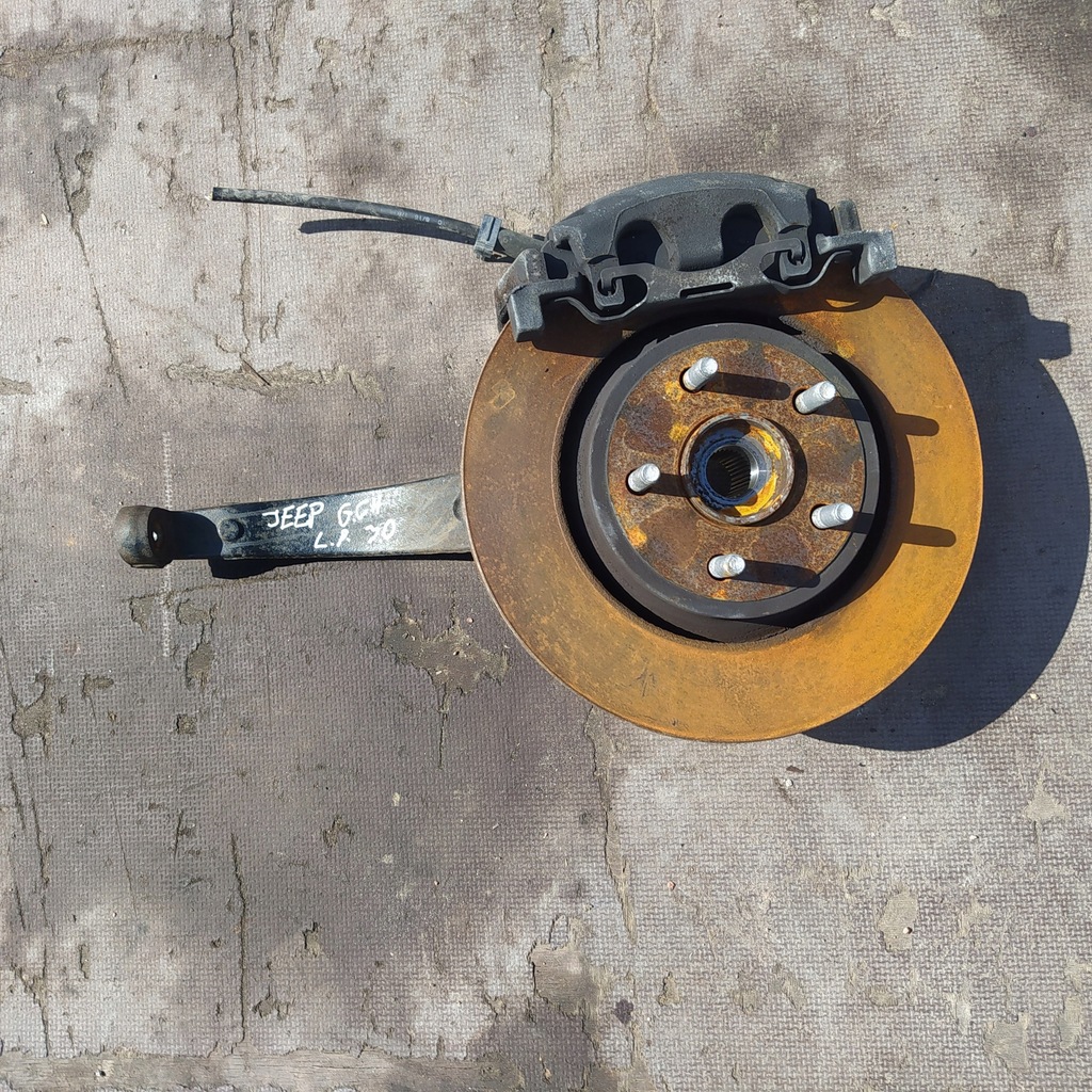 фото №1, Jeep grand cherokee wk2 поворотный кулак левая перед 3.0