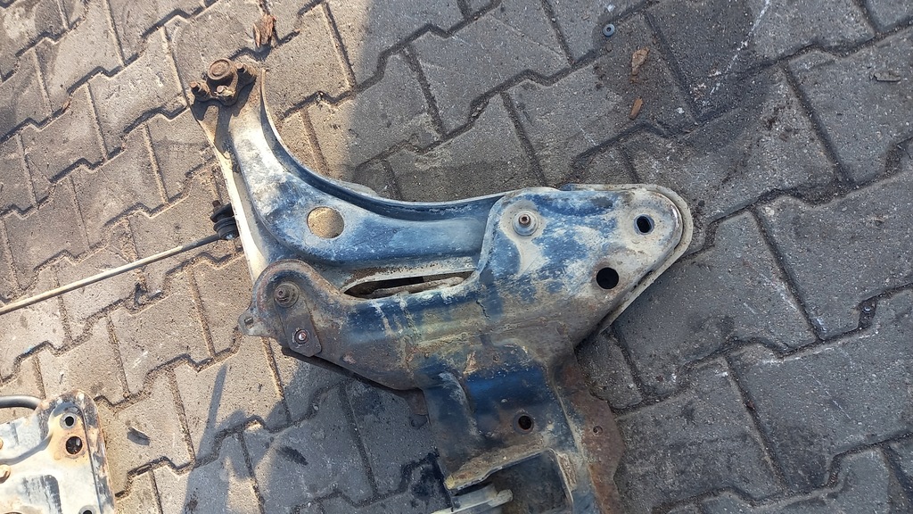 фото №9, Подрамник citroen c3 02r hb