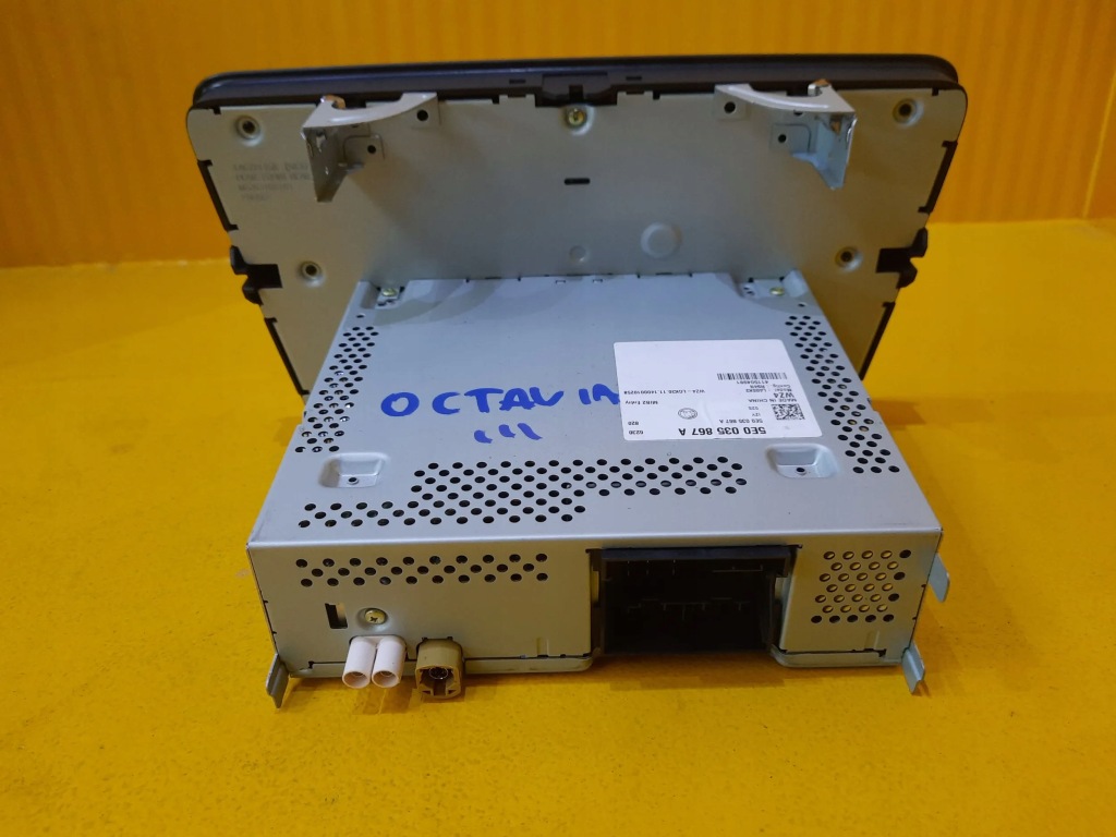 фото №3, Skoda octavia iii радіо дисплей 5e0035867a